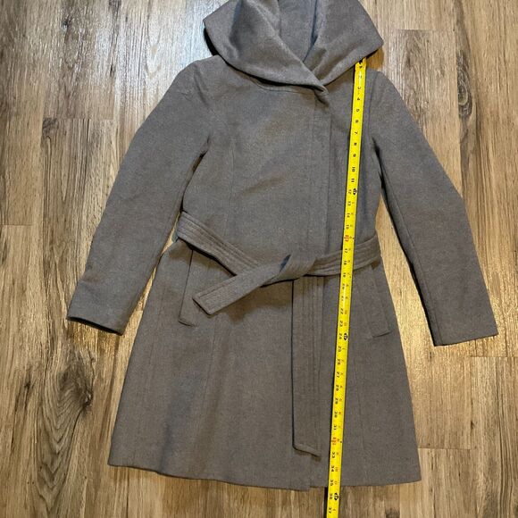 Cole Haan Woman Wool Coat Mid-length Size 6 Gray Belted Asymmetrical Zip Lined‎ - Picture 8 of 13